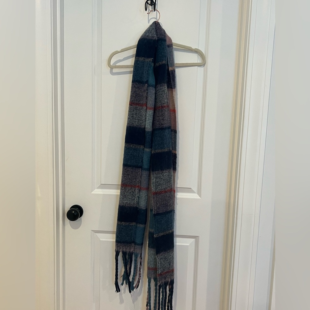 ✨🛍️ 4️⃣ for $2️⃣5️⃣ 💖 Plaid Wool Scarf for Women - Blue and Pink